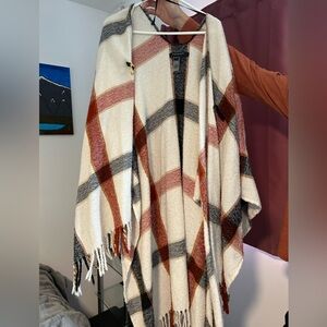 Women’s poncho